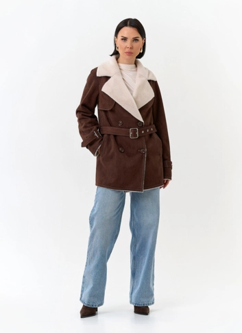 Женская дубленка из эко замши с английским воротником