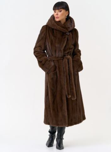 Женская шуба из меха норки с капюшоном 