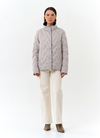 Женская куртка с воротником стойкой