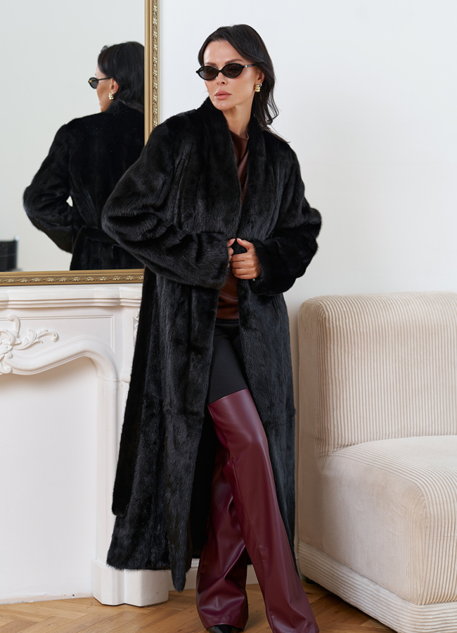 Женская длинная шуба из меха норки модель № 30691 универмаг малина