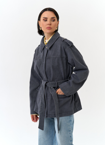 Женская джинсовая куртка с поясом