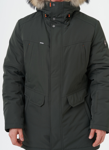 Пуховик с отделкой из меха енота