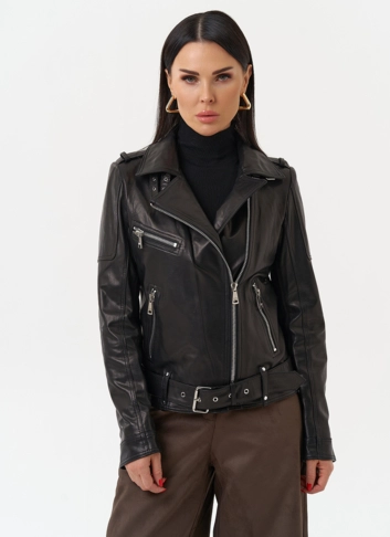 Женская куртка - косуха черного цвета Женская куртка - косуха черного цвета фото