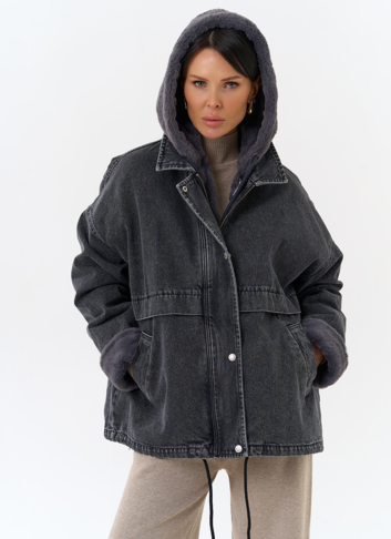 Женская утепленная джинсовая куртка с отделкой из эко меха Женская утепленная джинсовая куртка с отделкой из эко меха