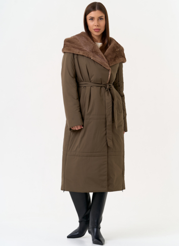 Женское пальто с капюшоном из эко меха под норку