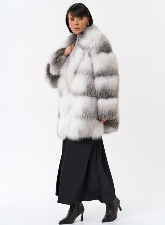 Шуба из белой лисы