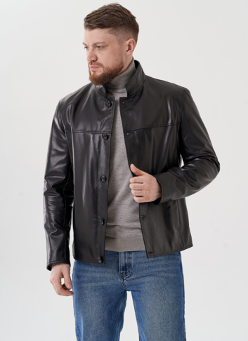 Мужская кожаная куртка черного цвета 
