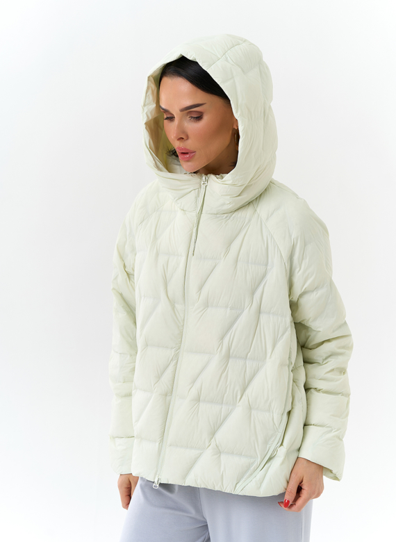 Женская куртка с капюшоном 